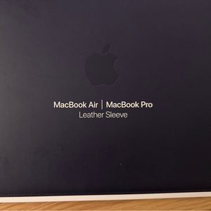 MacBook Air / Pro Leather Sleeve 13 Inch